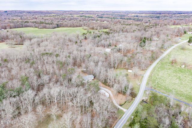 1621 Tabor Loop, Crossville, TN 38571