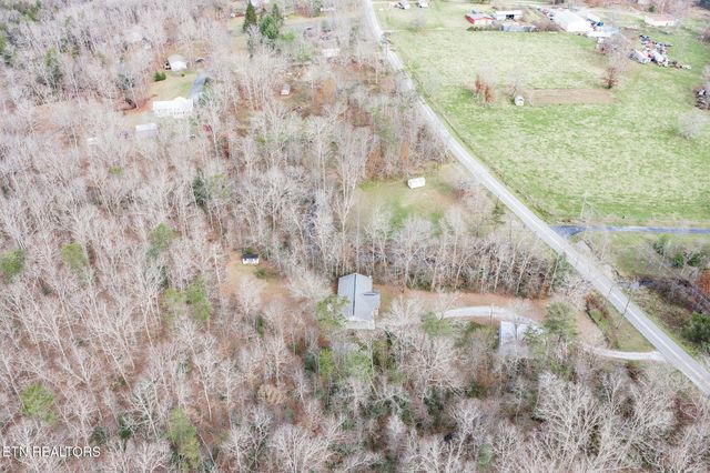 1621 Tabor Loop, Crossville, TN 38571