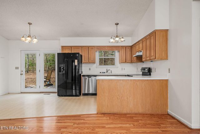 1621 Tabor Loop, Crossville, TN 38571