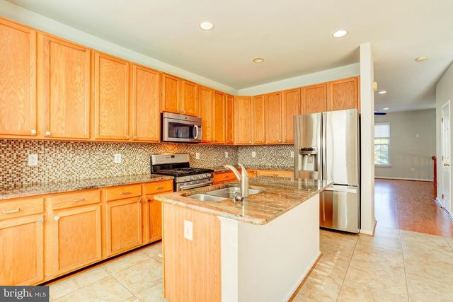 6388 JAMES HARRIS WAY, Centreville, VA 20121