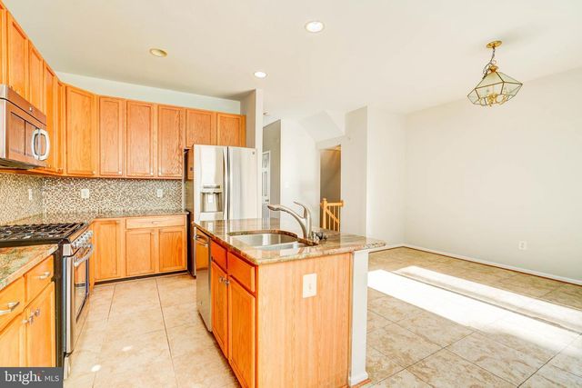 6388 JAMES HARRIS WAY, Centreville, VA 20121
