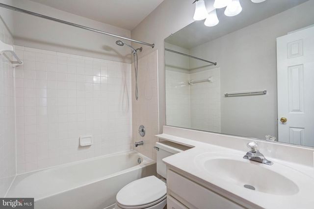 6388 JAMES HARRIS WAY, Centreville, VA 20121