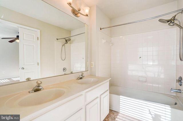 6388 JAMES HARRIS WAY, Centreville, VA 20121