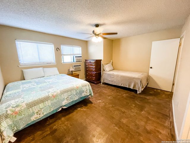 1078 Via Chaca, Brackettville, TX 78832