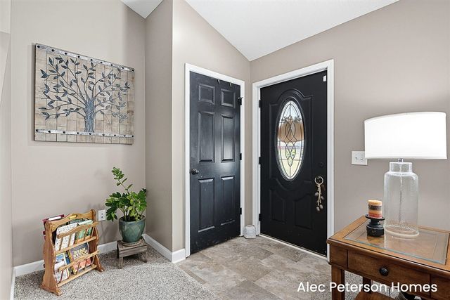 6666 Minard Drive, Muskegon, MI 49442