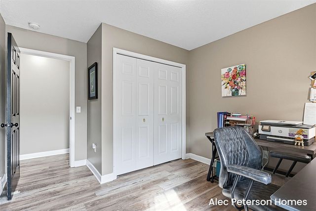 6666 Minard Drive, Muskegon, MI 49442