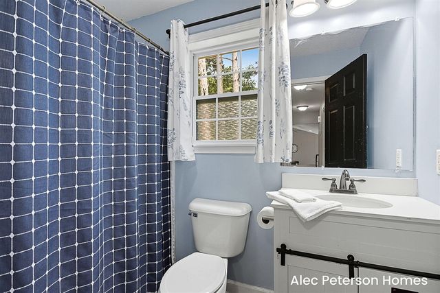 6666 Minard Drive, Muskegon, MI 49442