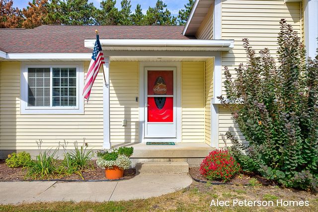 6666 Minard Drive, Muskegon, MI 49442