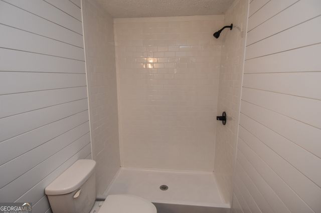 205 Bradley Road, Jackson, GA 30233