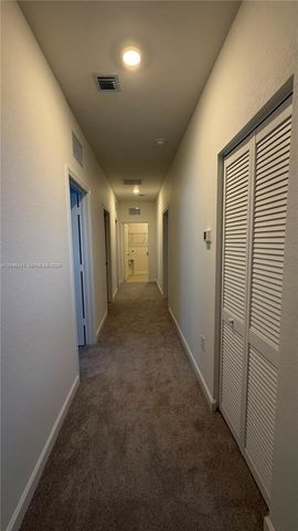 2475 SE 29th Drive, Homestead, FL 33035