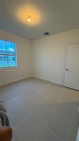 2475 SE 29th Drive, Homestead, FL 33035