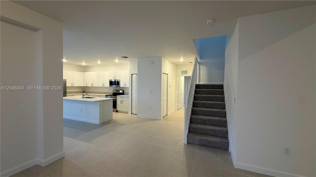 2475 SE 29th Drive, Homestead, FL 33035