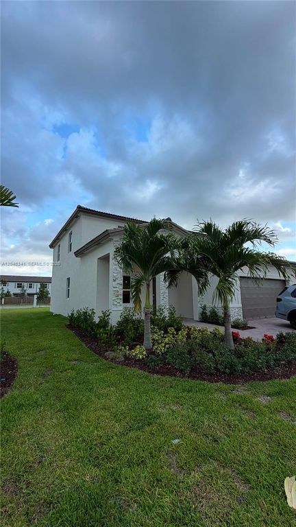 2475 SE 29th Drive, Homestead, FL 33035