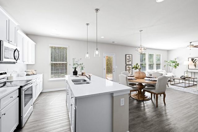 137 Cochin Drive, Statham, GA 30666