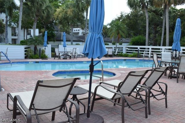 27105 Oakwood Lake DR, Bonita Springs, FL 34134