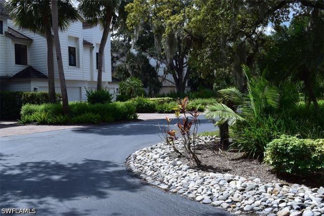 27105 Oakwood Lake DR, Bonita Springs, FL 34134
