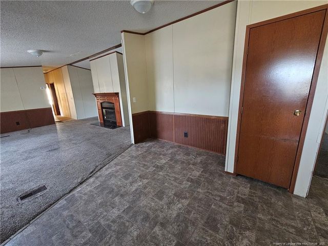 8005 Twisted Oaks Drive, Fayetteville, NC 28312