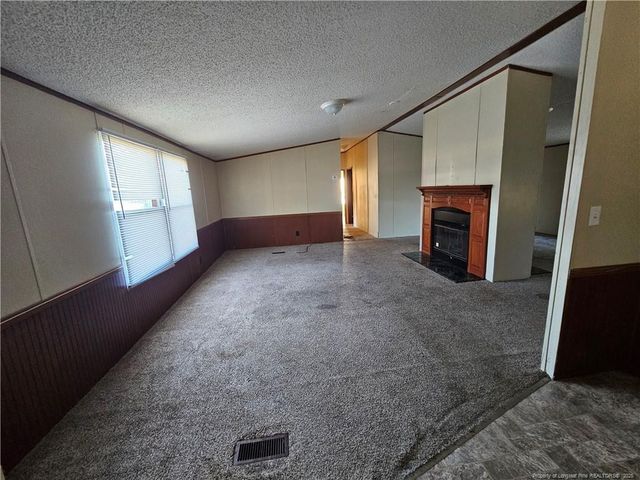 8005 Twisted Oaks Drive, Fayetteville, NC 28312