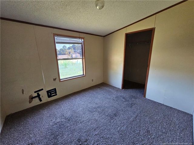 8005 Twisted Oaks Drive, Fayetteville, NC 28312