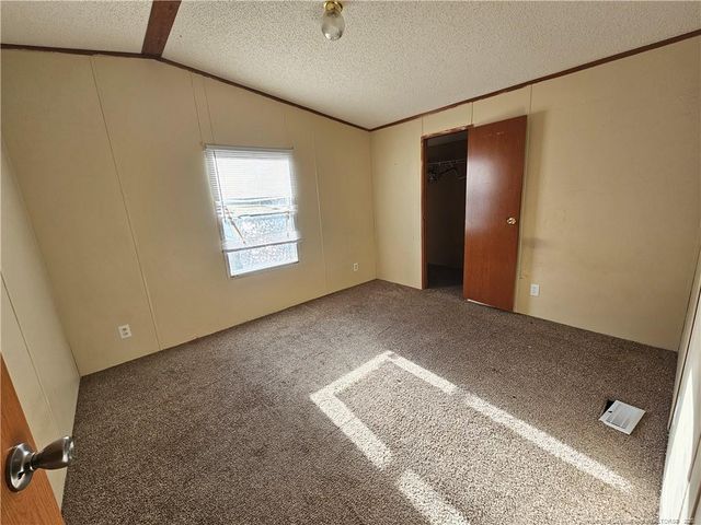 8005 Twisted Oaks Drive, Fayetteville, NC 28312