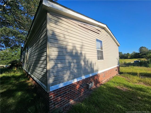 8005 Twisted Oaks Drive, Fayetteville, NC 28312