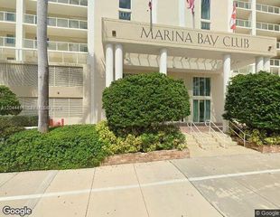 18100 N Bay Road 304, Sunny Isles Beach, FL 33160
