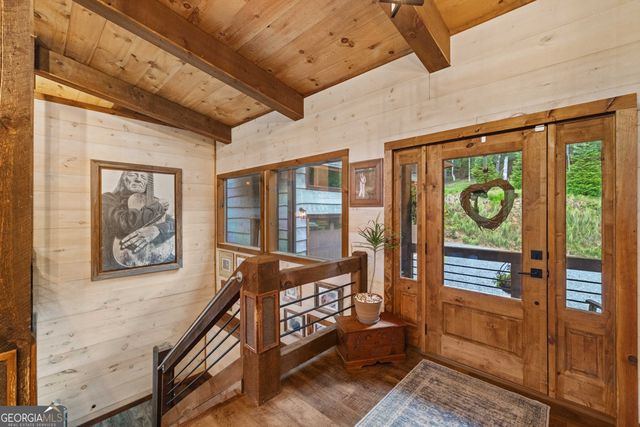 195 Moonshine Way, Blue Ridge, GA 30513