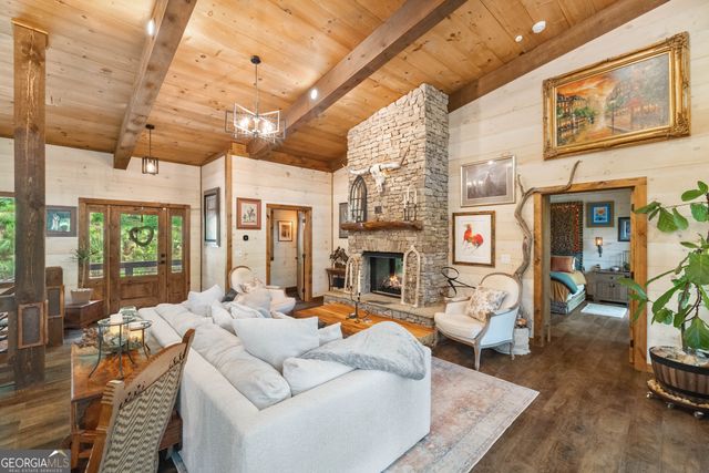 195 Moonshine Way, Blue Ridge, GA 30513