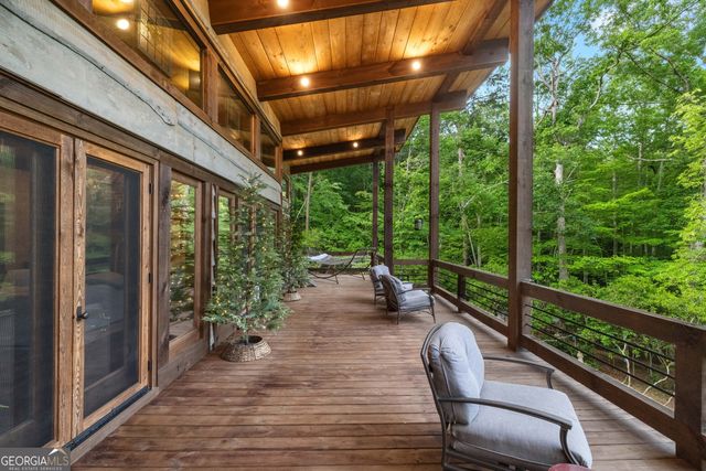 195 Moonshine Way, Blue Ridge, GA 30513