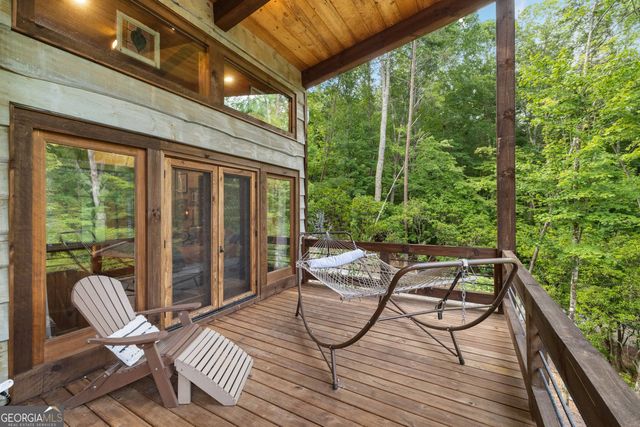 195 Moonshine Way, Blue Ridge, GA 30513