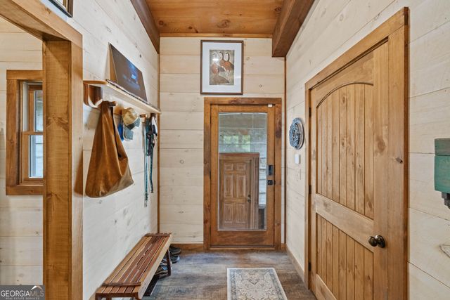195 Moonshine Way, Blue Ridge, GA 30513