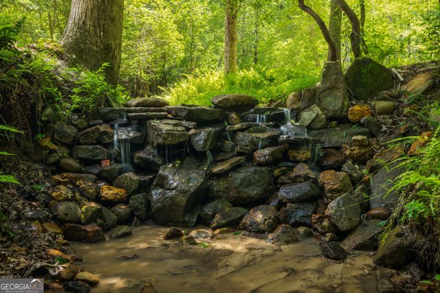 195 Moonshine Way, Blue Ridge, GA 30513