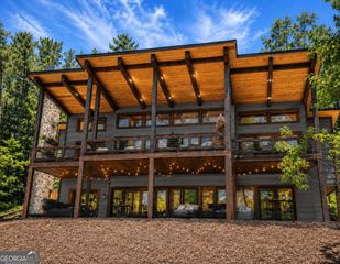 195 Moonshine Way, Blue Ridge, GA 30513