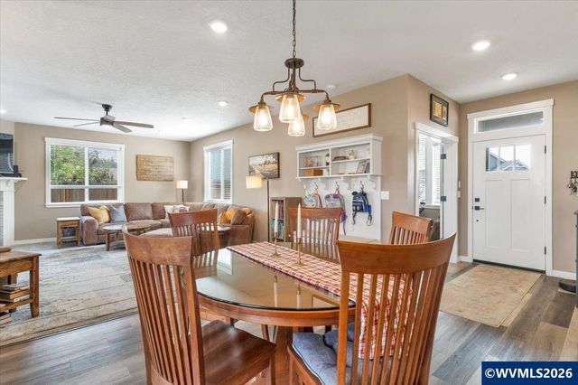 208 NE Alder Ct, Sublimity, OR 97385