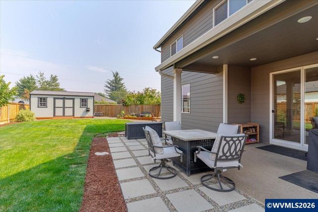 208 NE Alder Ct, Sublimity, OR 97385