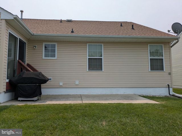 515 HOWEY DR, Mullica Hill, NJ 08062