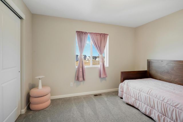 3223 Kady Avenue NE, Saint Michael, MN 55376