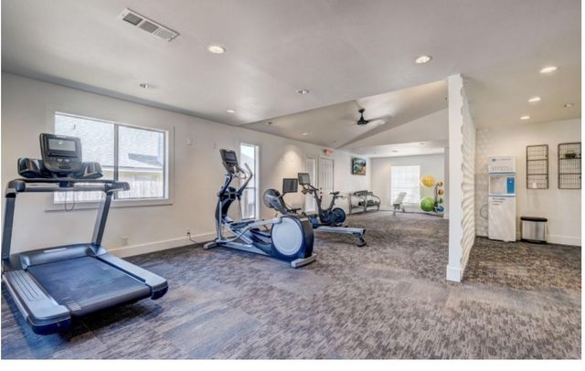 1338 Christopher Ave 1230, Round Rock, TX 78681