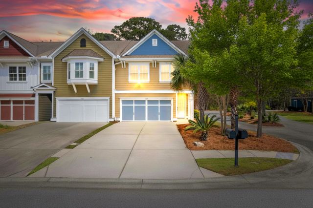 2574 Kings Gate Lane, Mount Pleasant, SC 29466