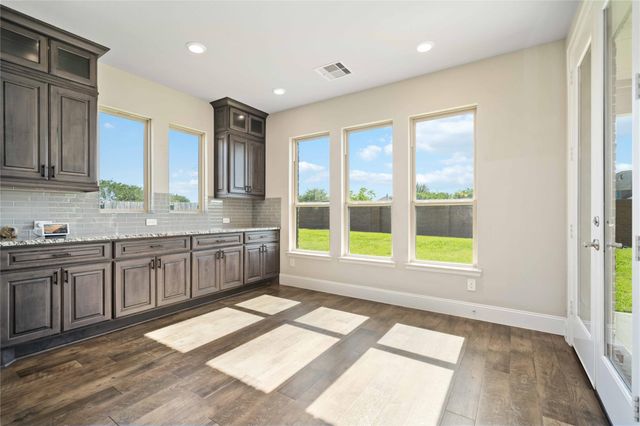2710 Big Vine Court, Sienna Plantation, TX 77459