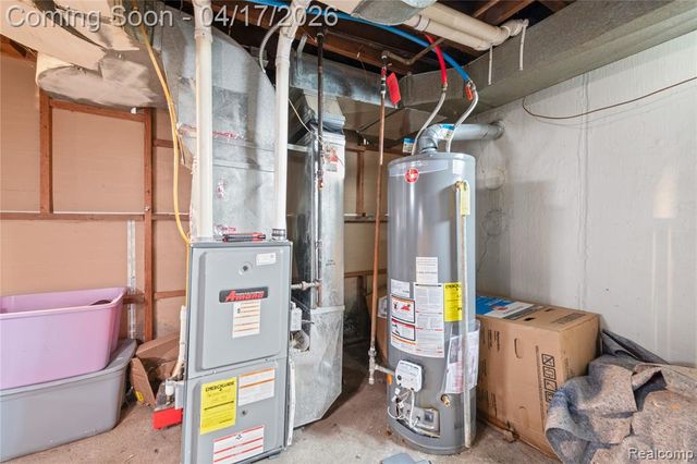 911 Sherbourne Street, Inkster, MI 48141