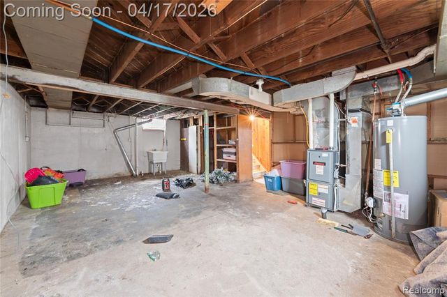 911 Sherbourne Street, Inkster, MI 48141