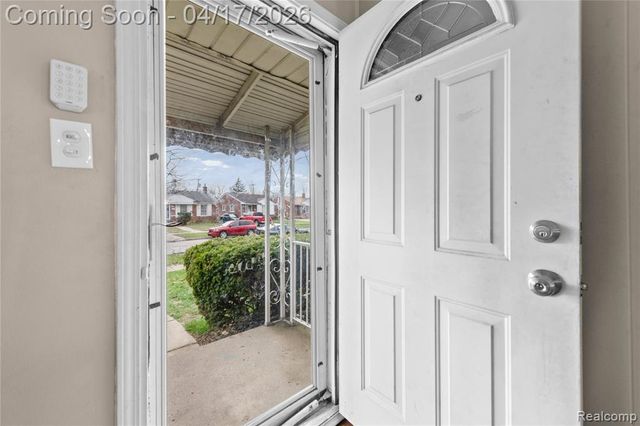 911 Sherbourne Street, Inkster, MI 48141