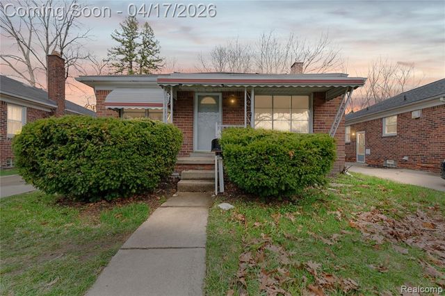 911 Sherbourne Street, Inkster, MI 48141