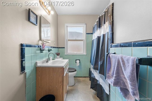 911 Sherbourne Street, Inkster, MI 48141