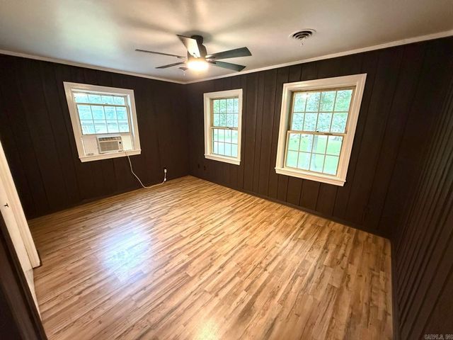 177 S Oak Drive, Burdette, AR 72321