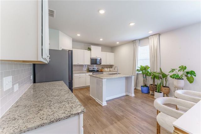 7164 Brushwood Bend, Lithonia, GA 30058