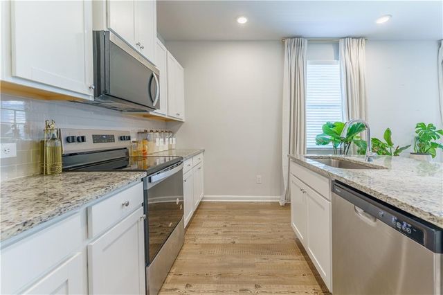7164 Brushwood Bend, Lithonia, GA 30058