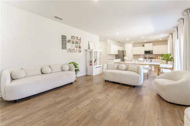 7164 Brushwood Bend, Lithonia, GA 30058