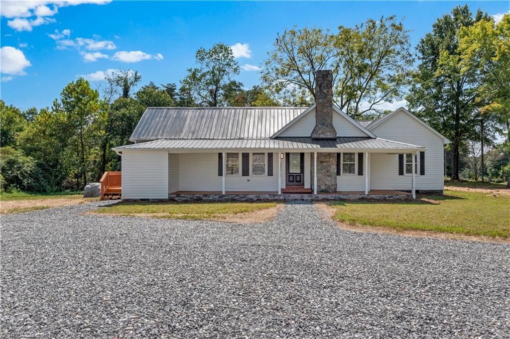 1332 Union Cross Church Road, Yadkinville, NC 27055